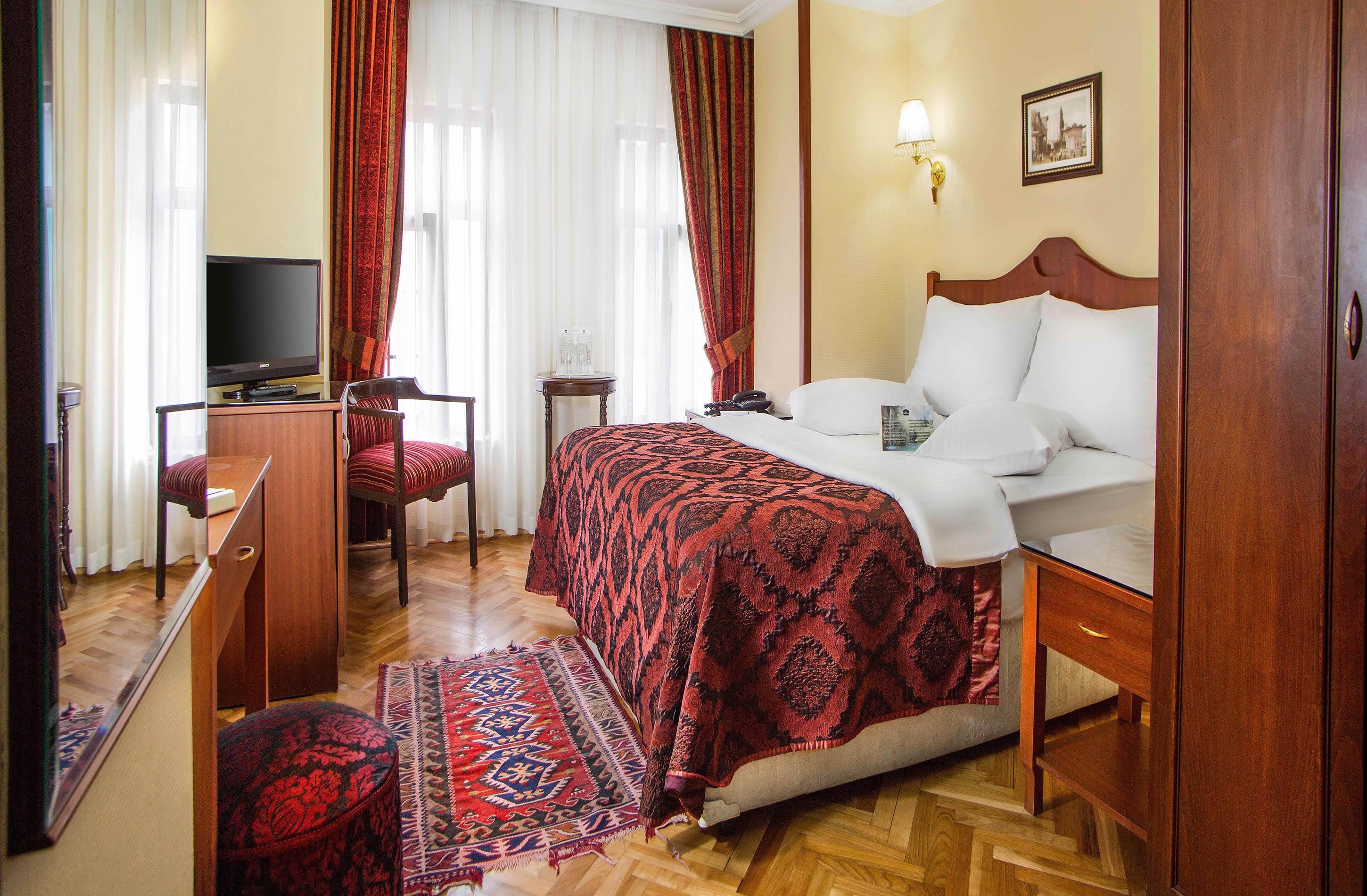 Amber Hotel & Spa Istanbul Exterior photo