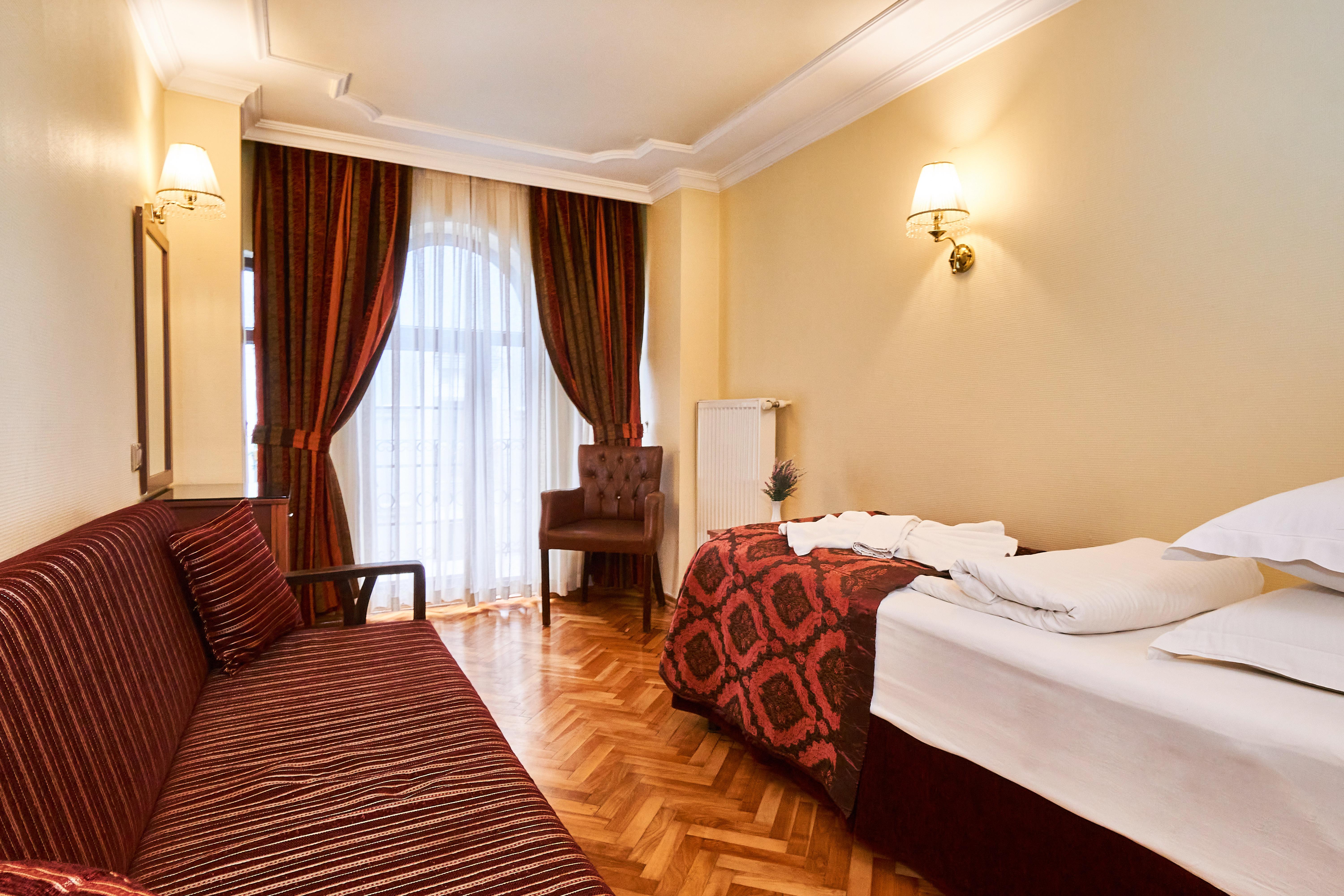 Amber Hotel & Spa Istanbul Exterior photo